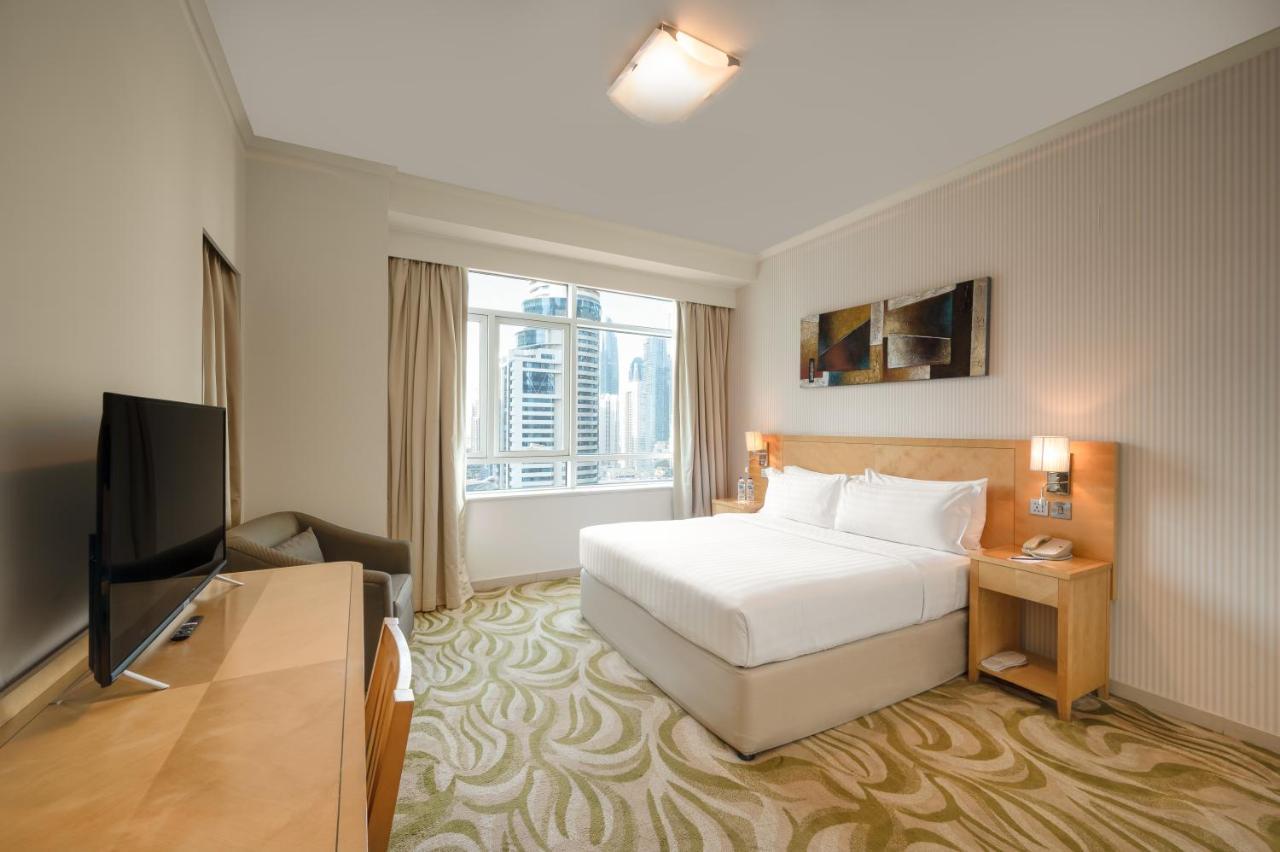 Deluxe One Bedroom Apartment