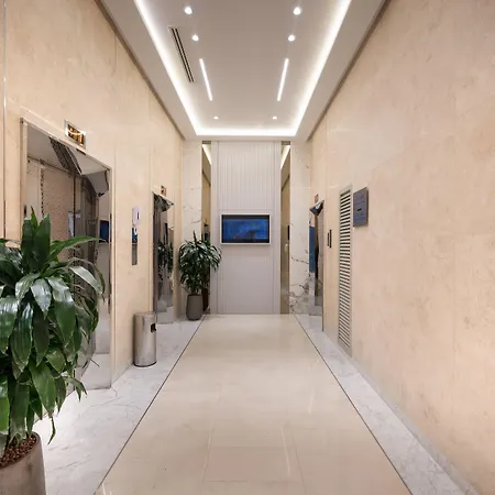 Oaks Liwa Heights Hotel Suites-2